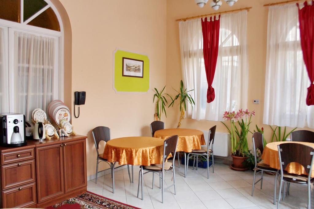 Palma Panzio Hotel Kaposvár Eksteriør billede